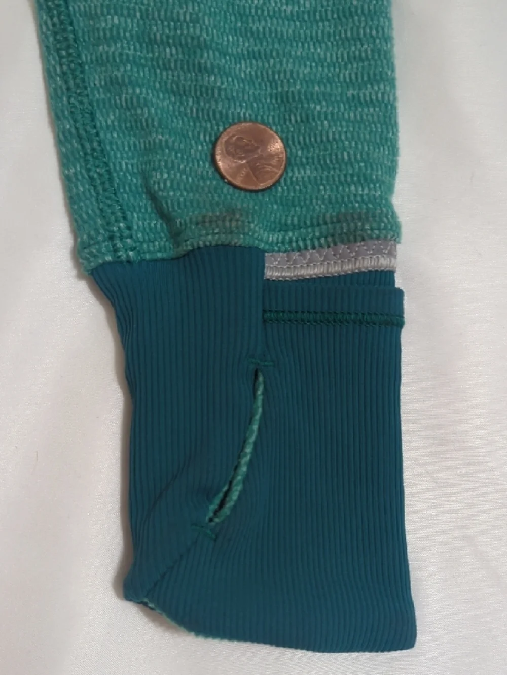 Lululemon Runderful 1/2 Zip, Color Mini Check Pique Hunter Green Size 4